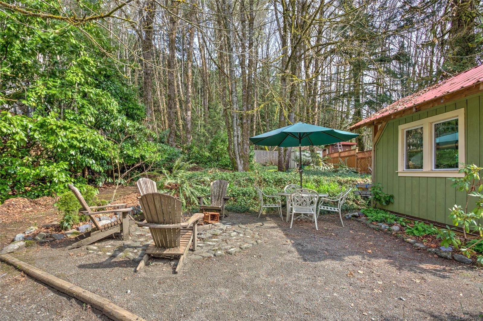 7777 Sunset Dr, Lake Cowichan, BC