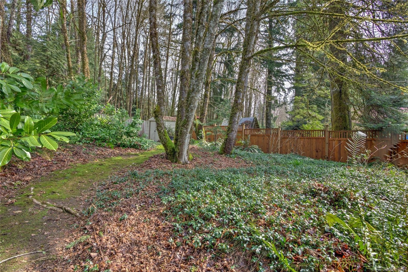 7777 Sunset Dr, Lake Cowichan, BC