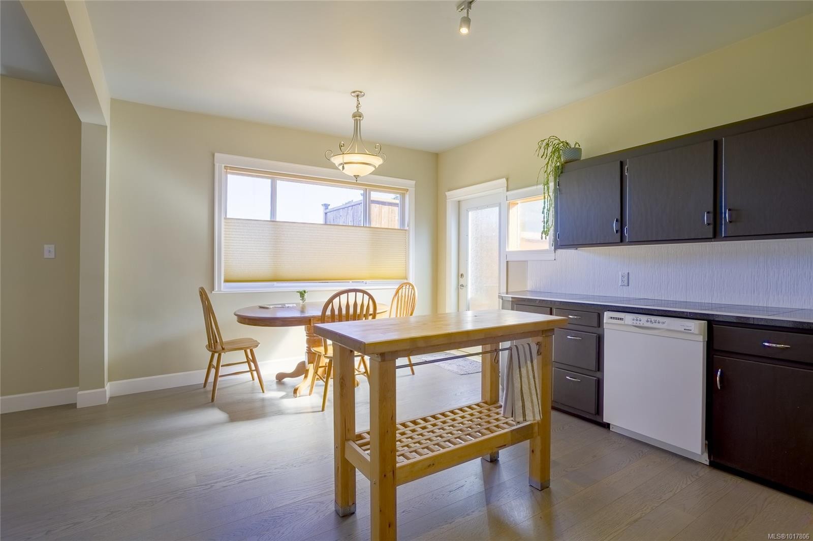 58 Pine St, Nanaimo, BC