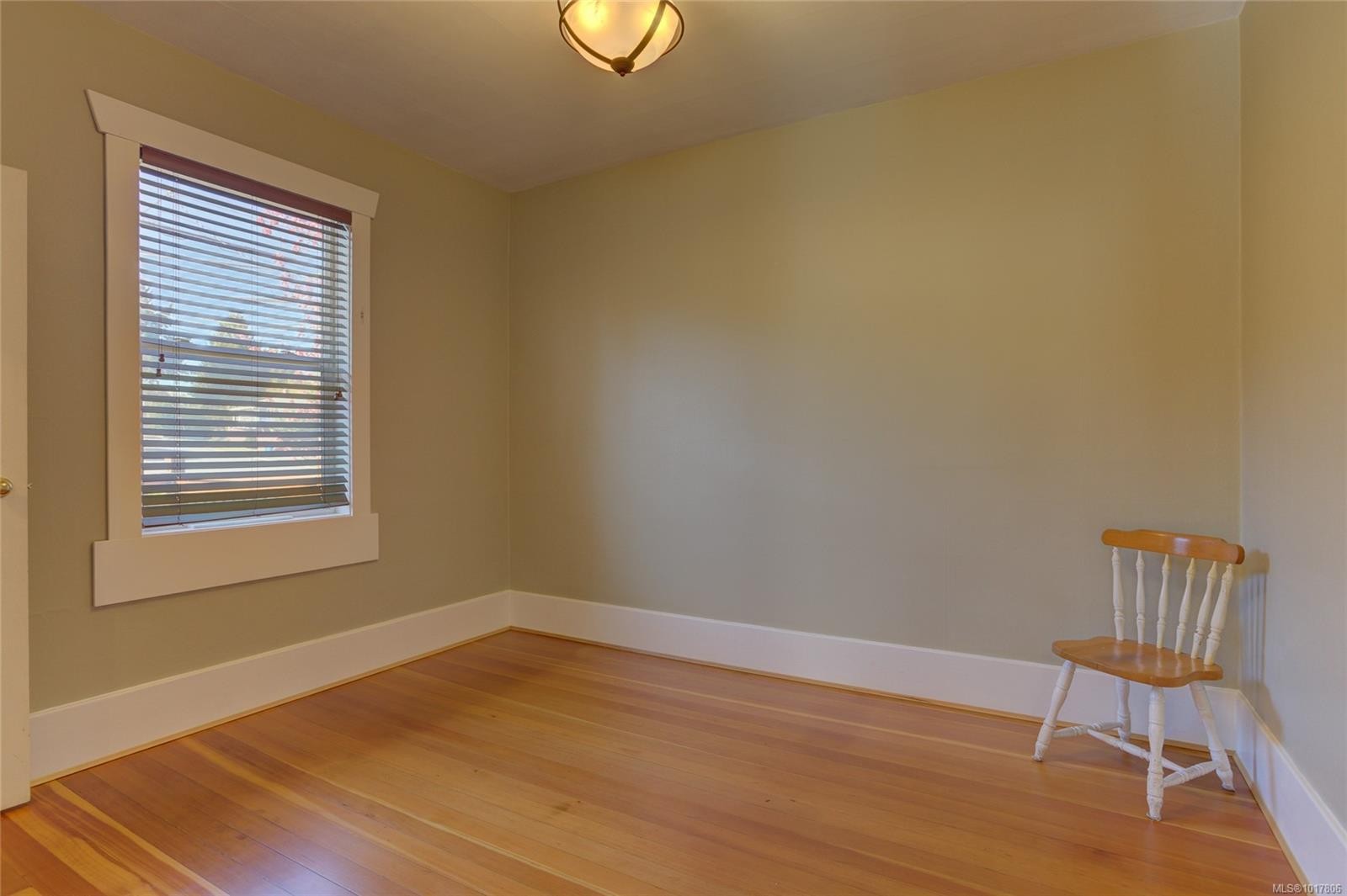 58 Pine St, Nanaimo, BC