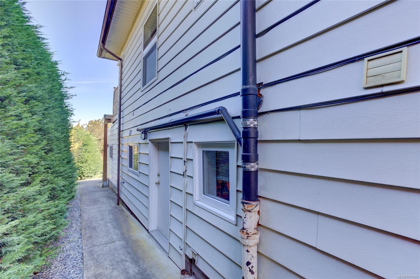 58 Pine St, Nanaimo, BC