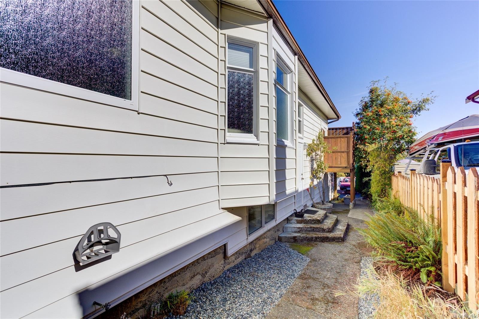 58 Pine St, Nanaimo, BC