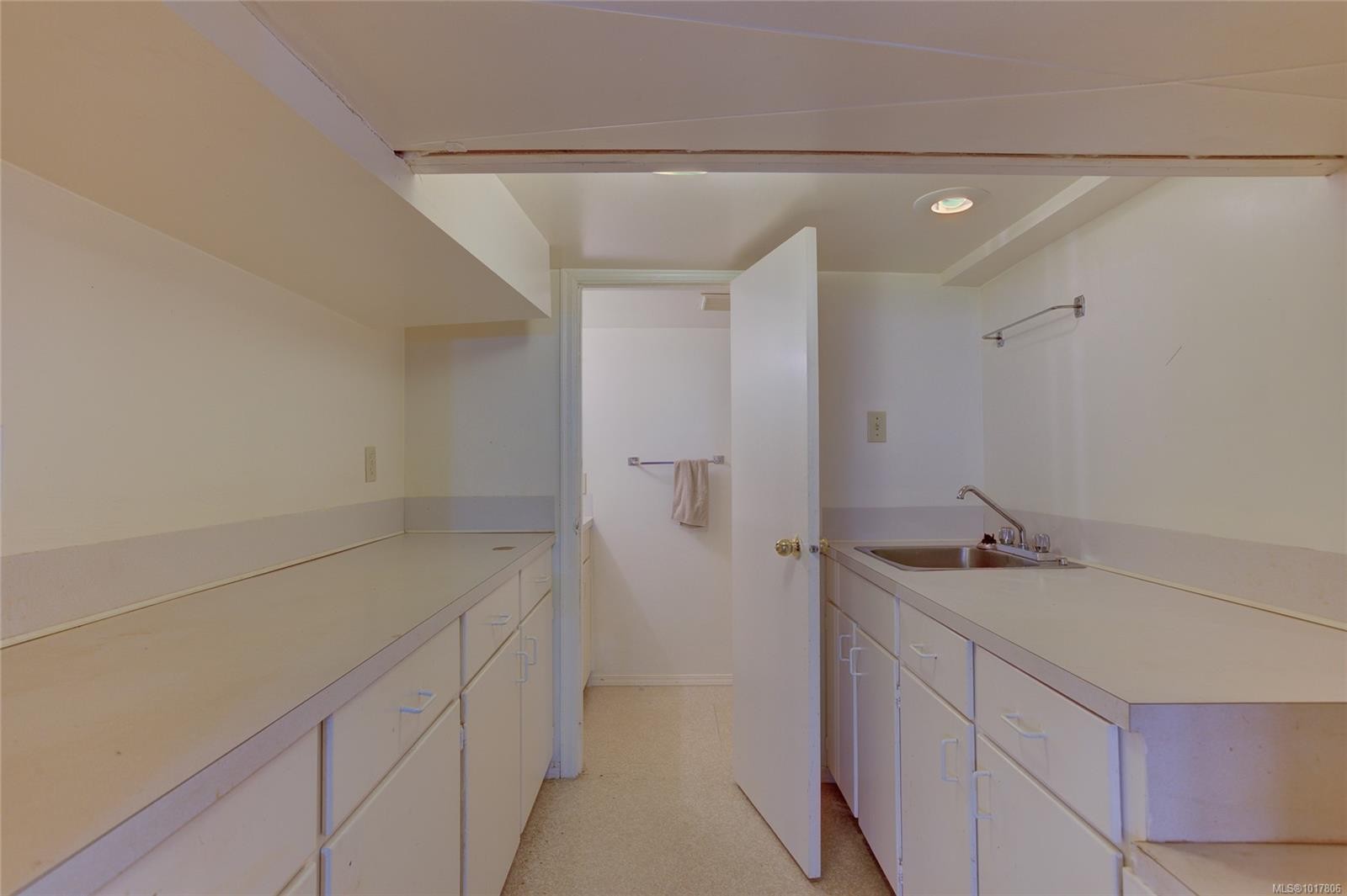 58 Pine St, Nanaimo, BC