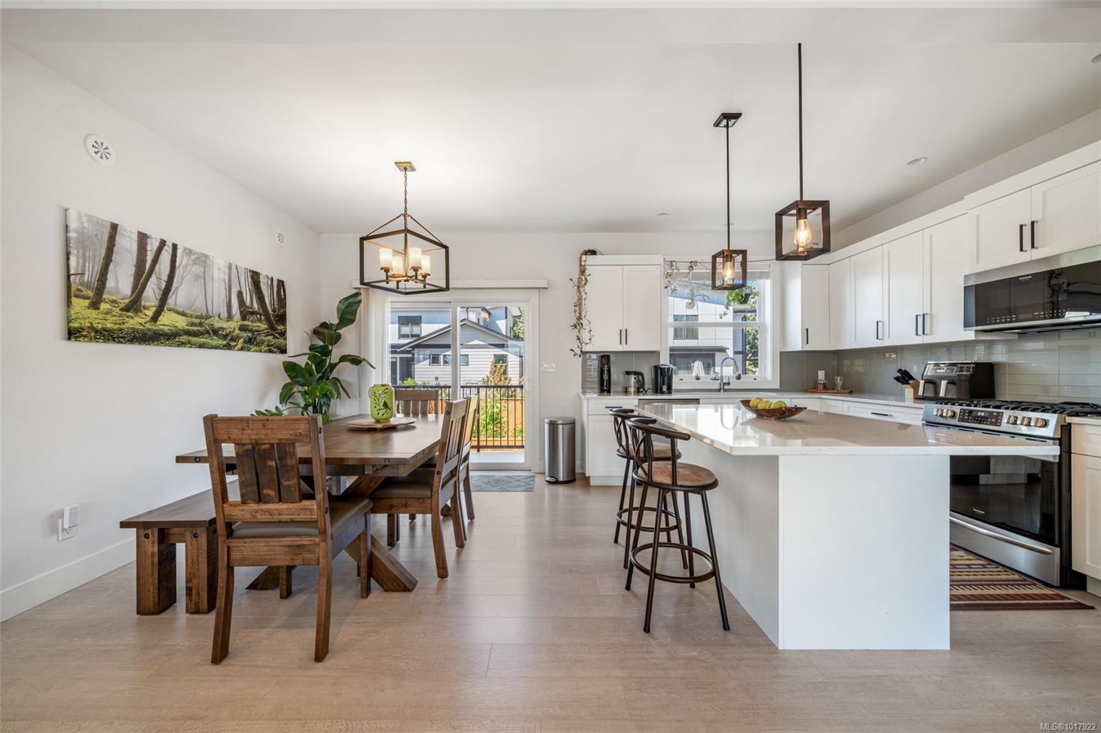 6538 Felderhof Rd, Sooke, BC