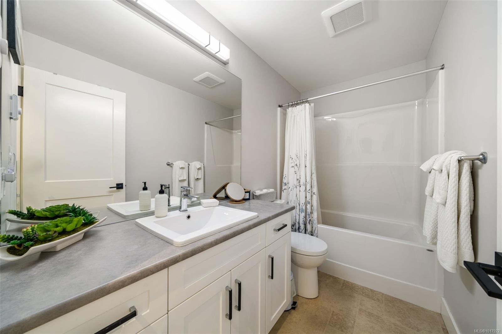 6538 Felderhof Rd, Sooke, BC