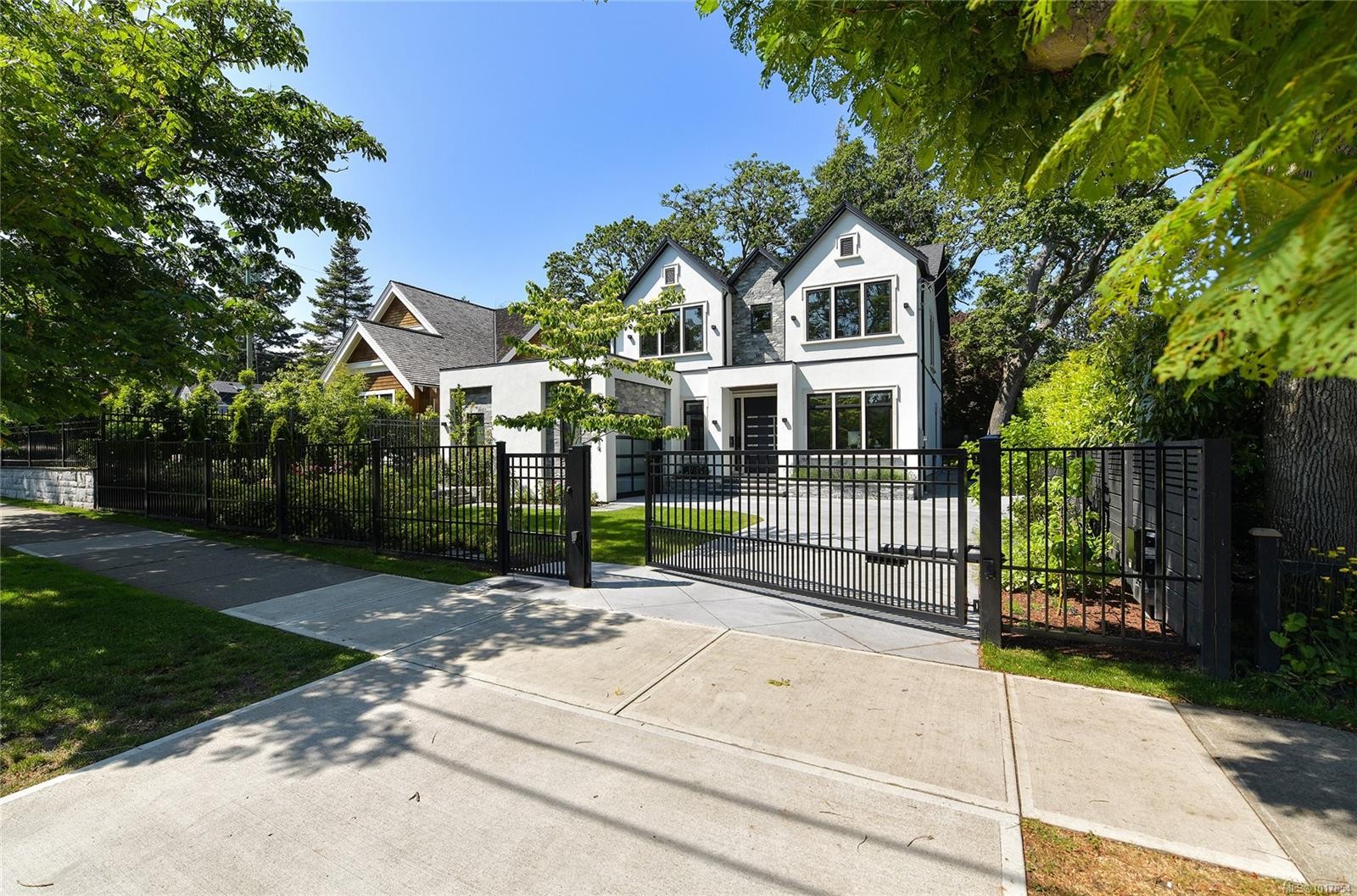 2314 Windsor Rd, Oak Bay, BC