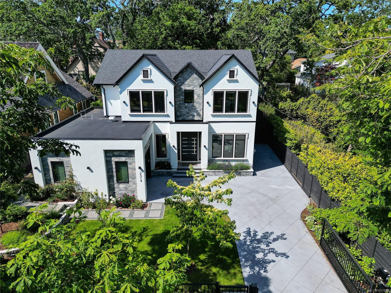 2314 Windsor Rd, Oak Bay, BC