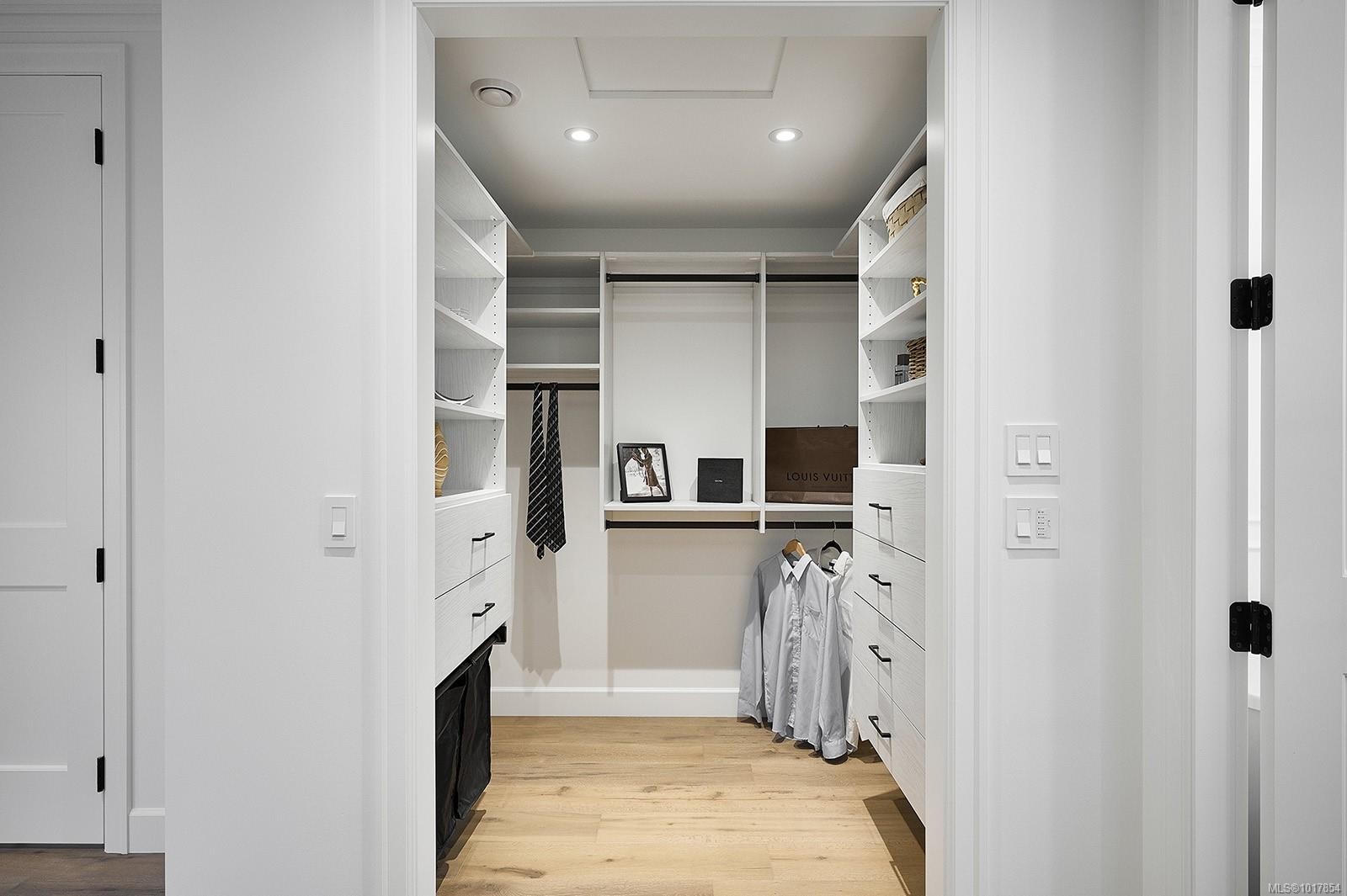 2314 Windsor Rd, Oak Bay, BC