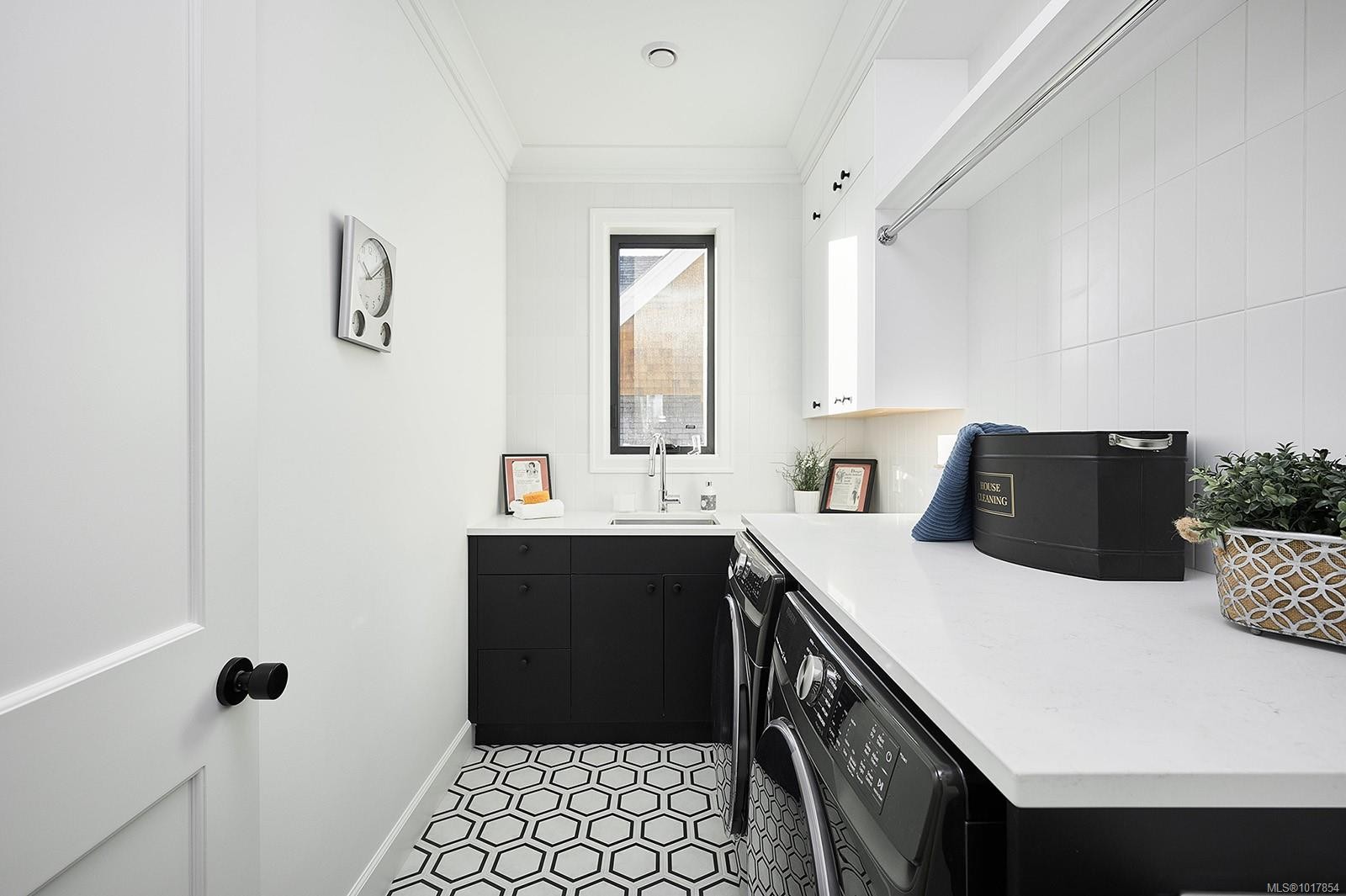 2314 Windsor Rd, Oak Bay, BC