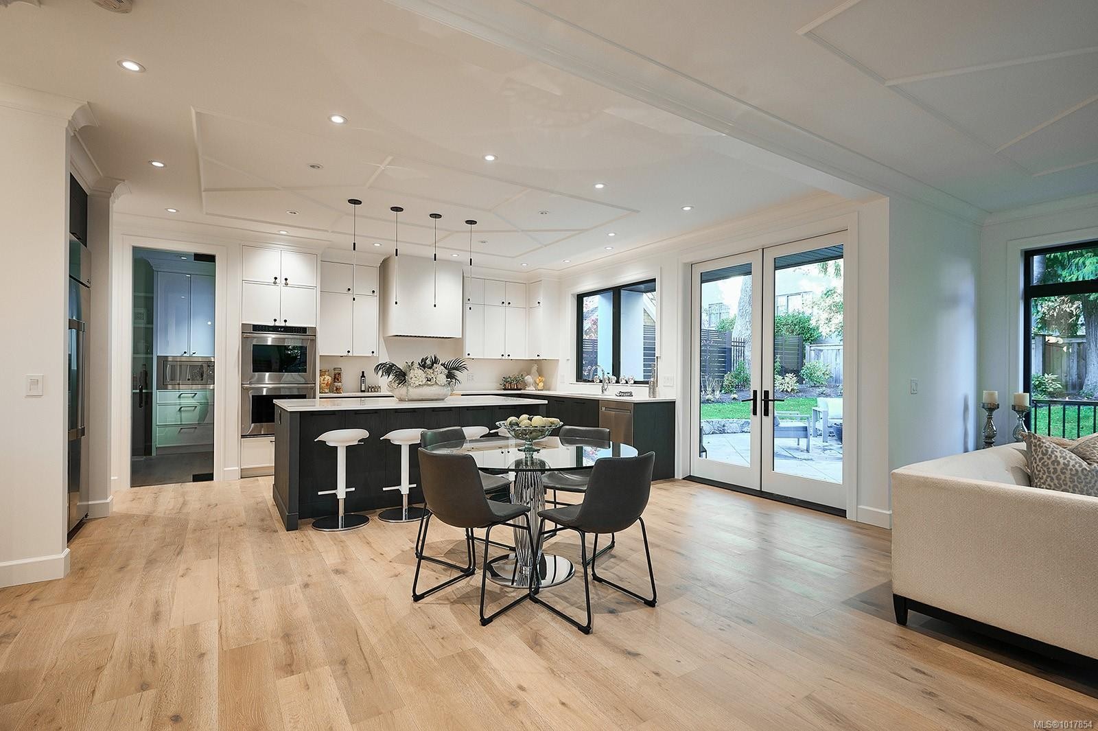 2314 Windsor Rd, Oak Bay, BC