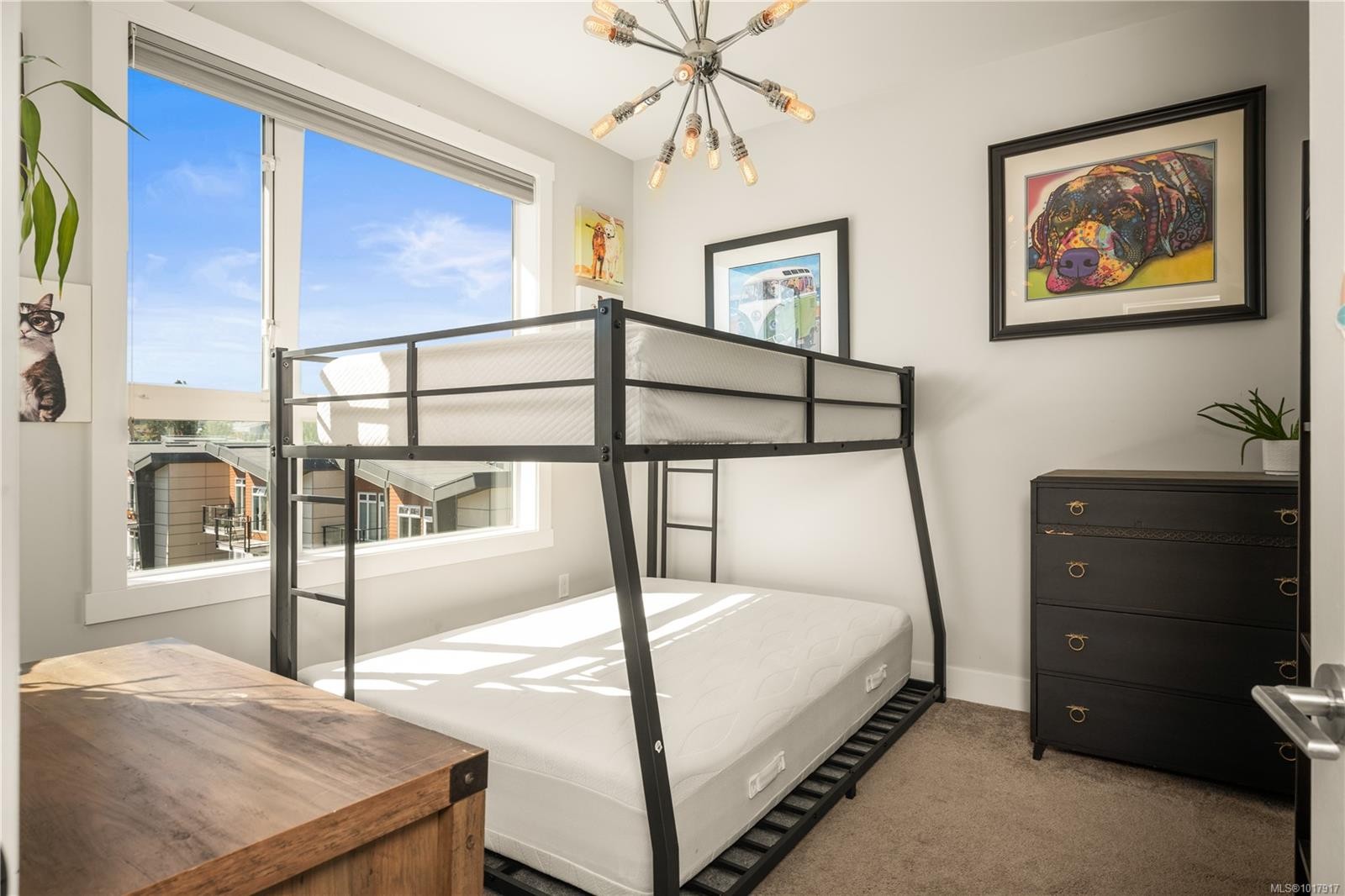 301-525 Third St, Nanaimo, BC - Indoor Photo Showing Bedroom