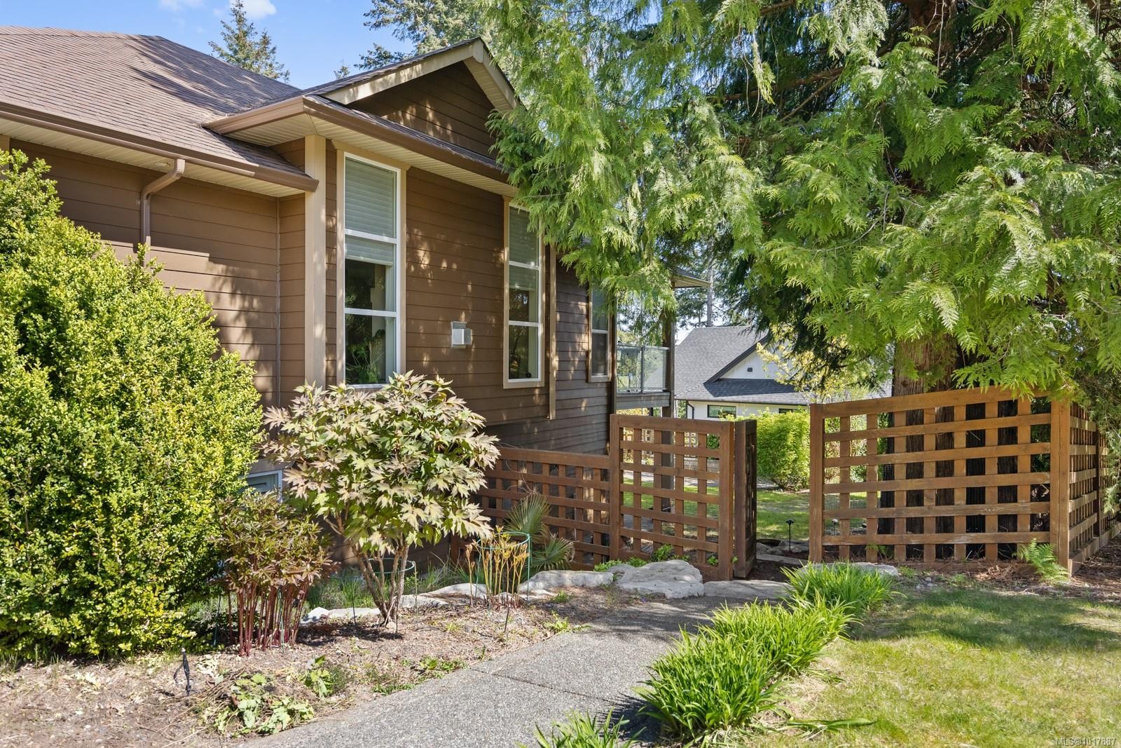 3101 Klanawa Cres, Courtenay, BC