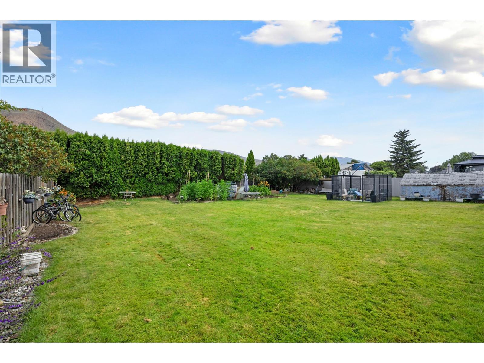 2150 Ponderosa Avenue, Kamloops, BC - Outdoor