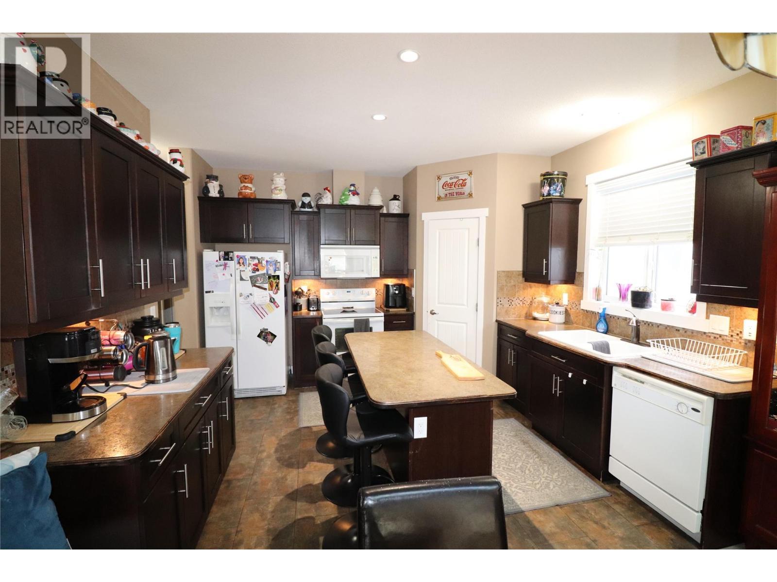 2311 Columbia Avenue, Trail, BC