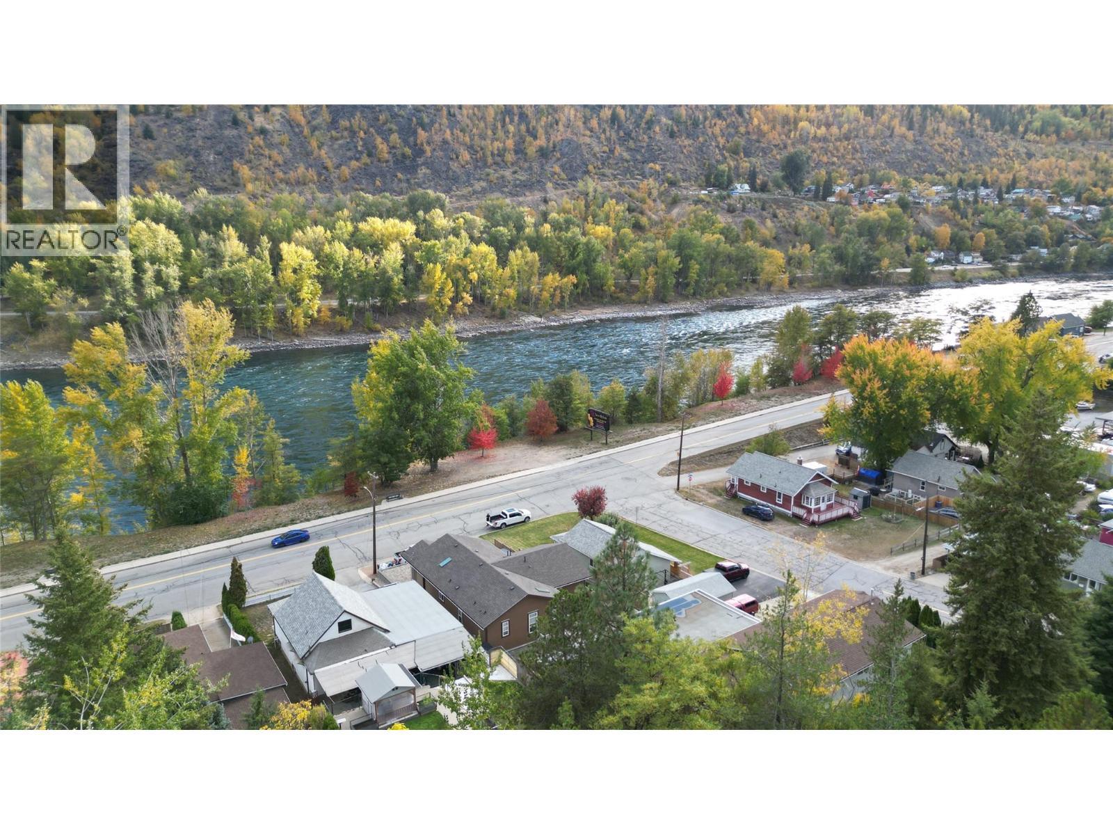 Columbia river right across the street - 2311 Columbia Avenue, Trail, BC