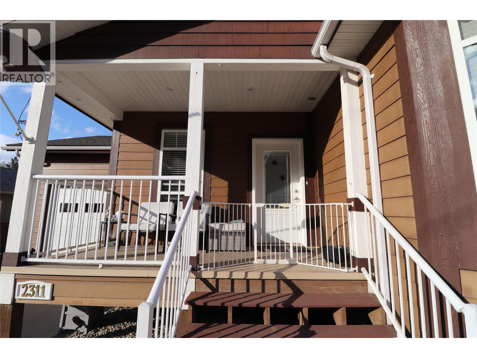 entrance - 2311 Columbia Avenue, Trail, BC