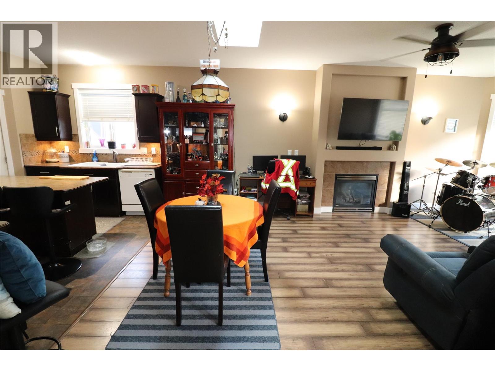 2311 Columbia Avenue, Trail, BC