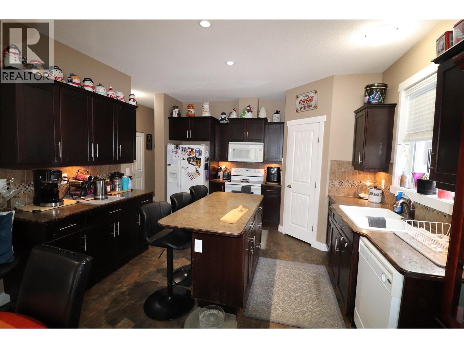 2311 Columbia Avenue, Trail, BC