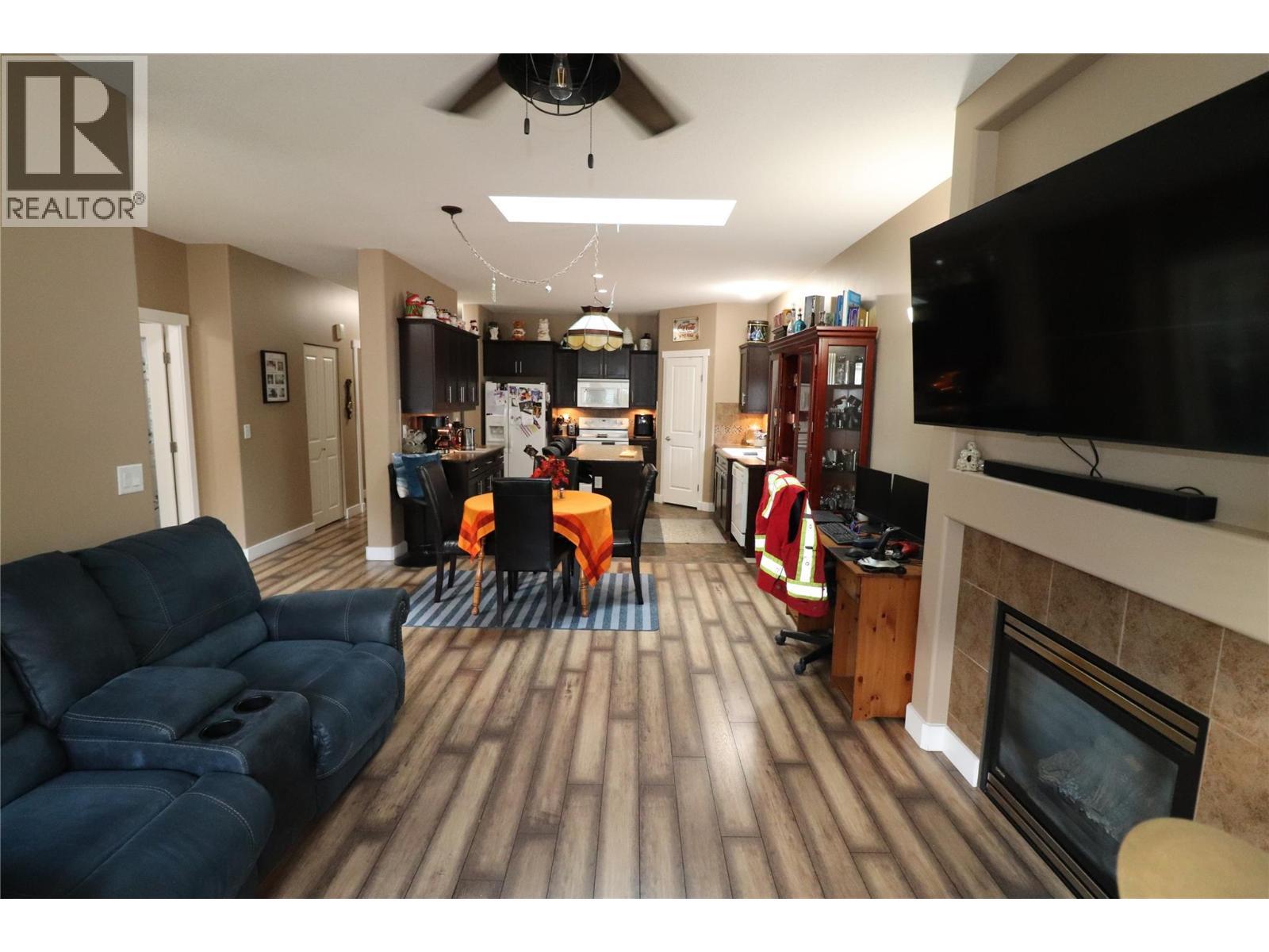 2311 Columbia Avenue, Trail, BC