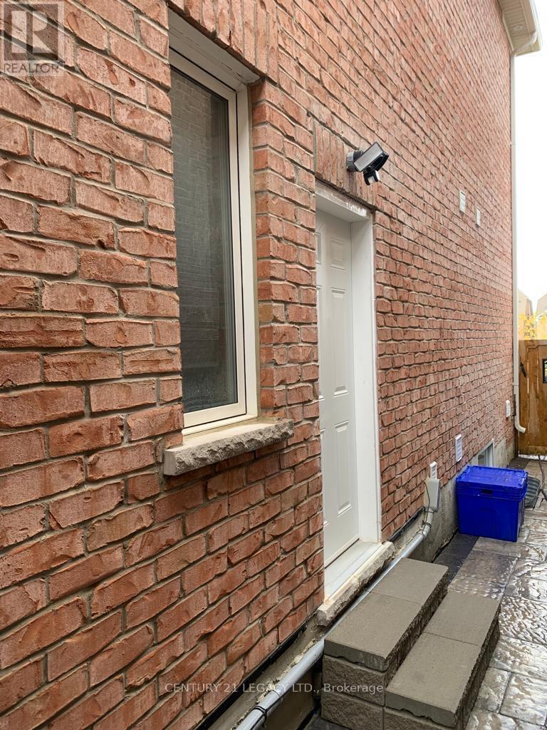 32 Helderman Street, Caledon, ON - Outdoor With Exterior