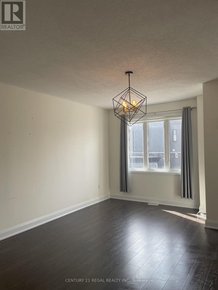 17-199 Ardagh Road, Barrie, ON - Indoor Photo Showing Other Room