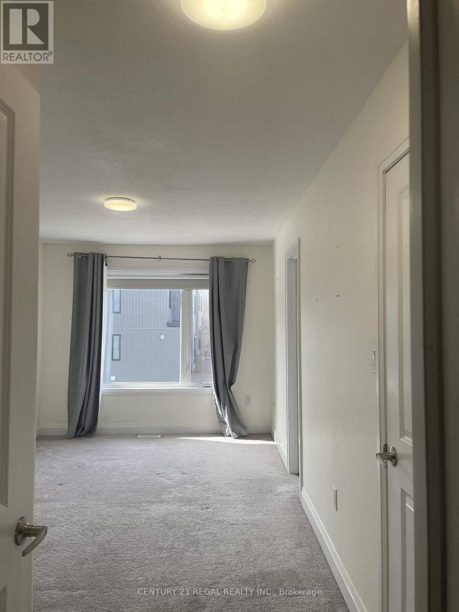 17-199 Ardagh Road, Barrie, ON - Indoor Photo Showing Other Room