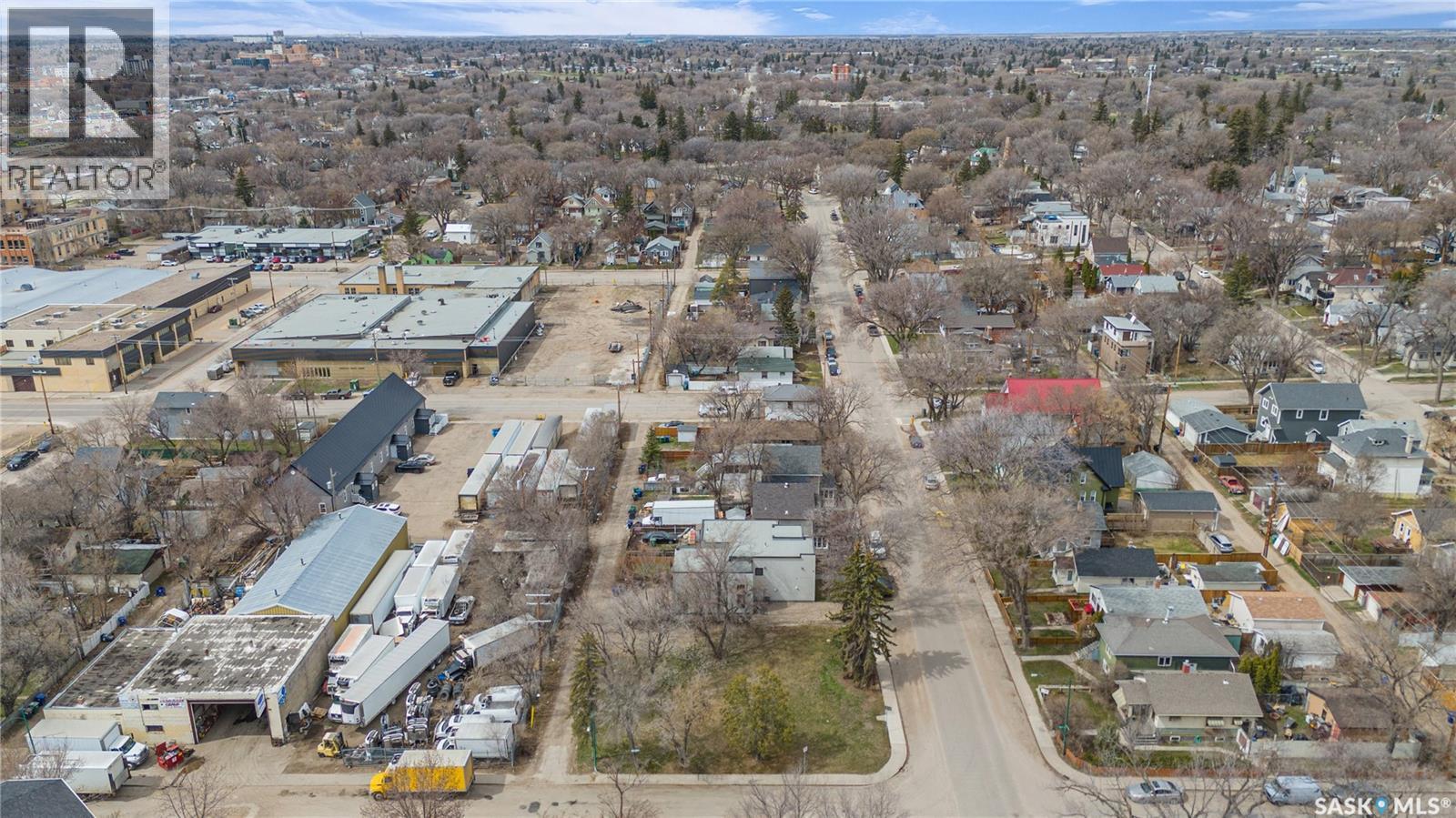 205 25Th Street W, Saskatoon, SK