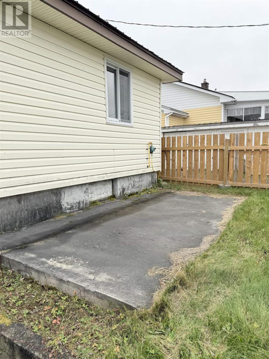 6 Rue Des Pins, Dubreuilville, ON - Outdoor