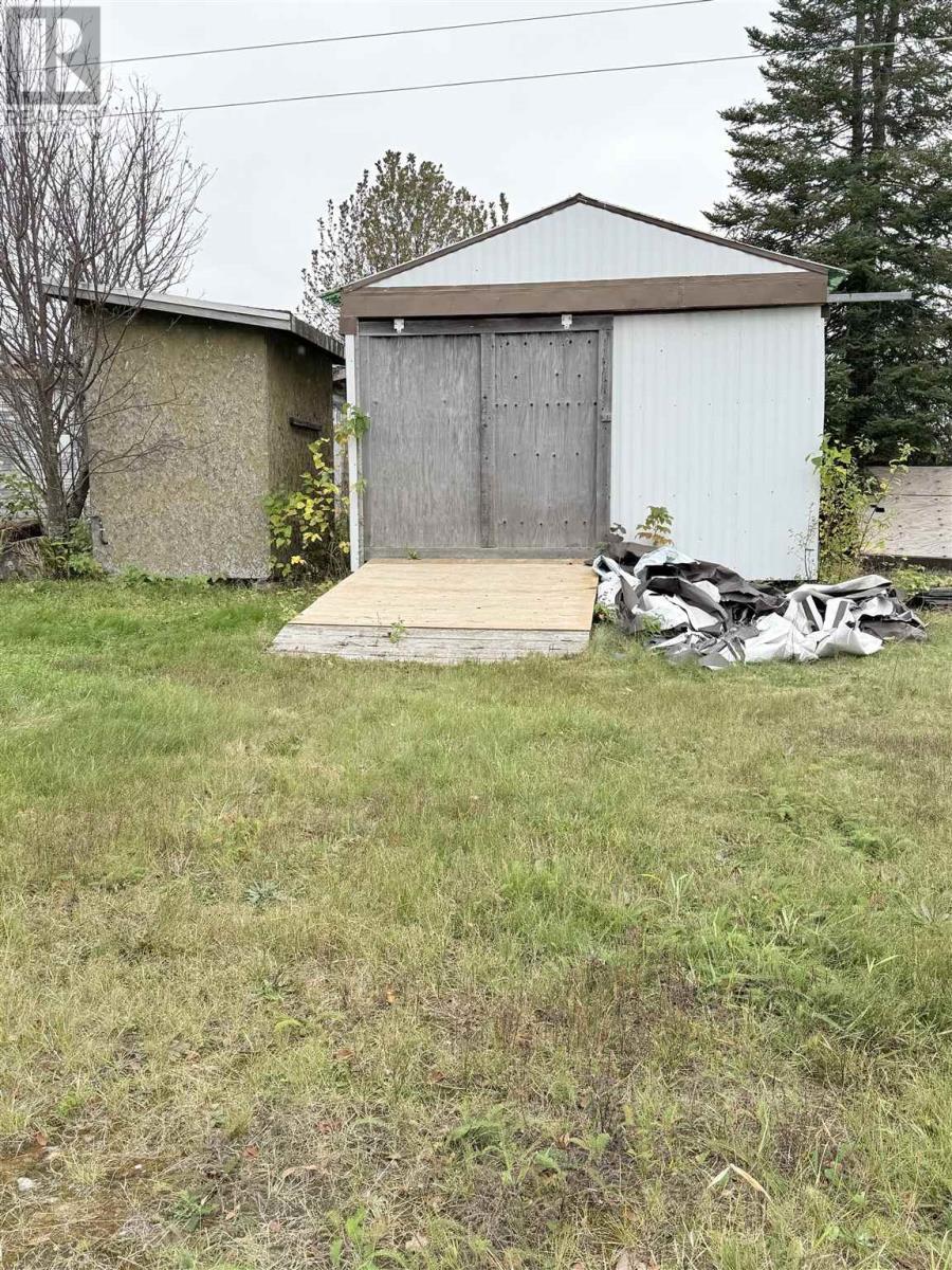 6 Rue Des Pins, Dubreuilville, ON - Outdoor