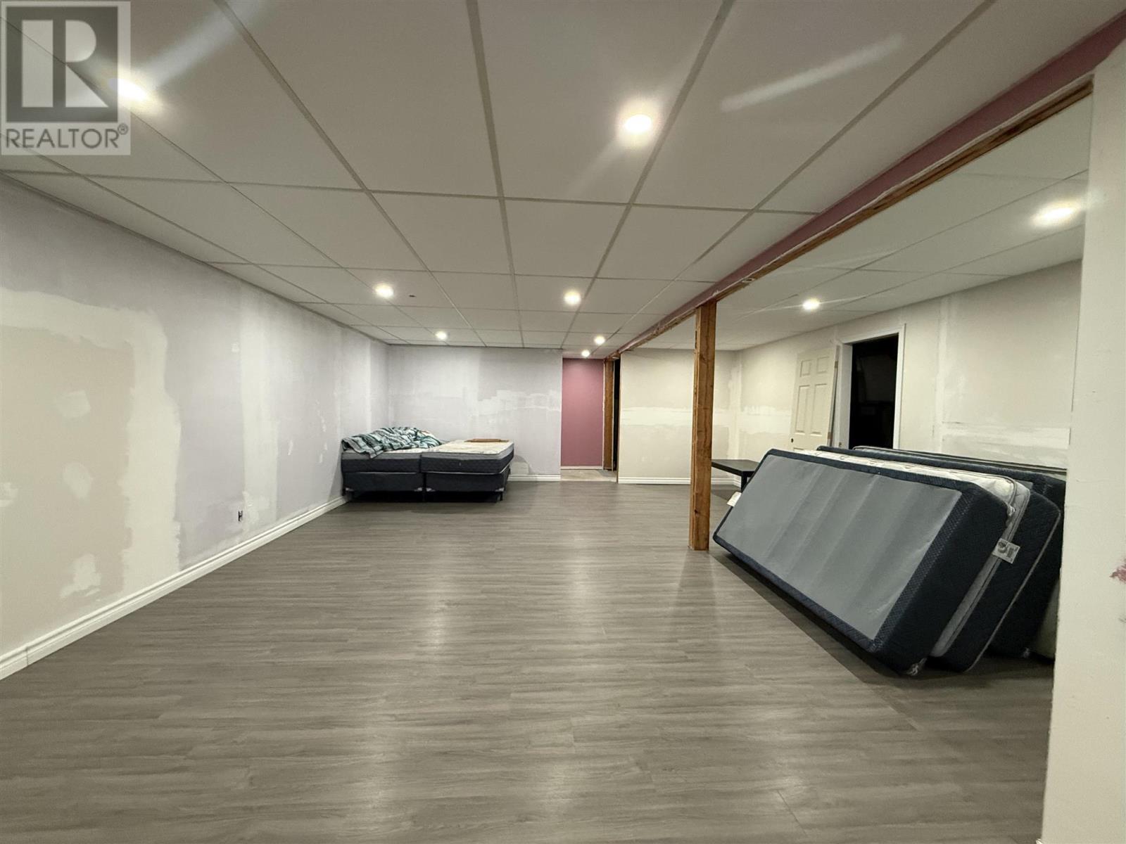 6 Rue Des Pins, Dubreuilville, ON - Indoor