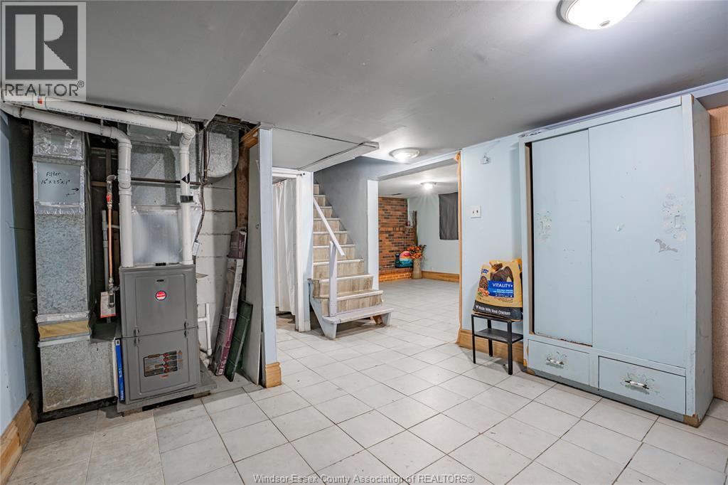 1158 Parent Avenue, Windsor, ON - Indoor
