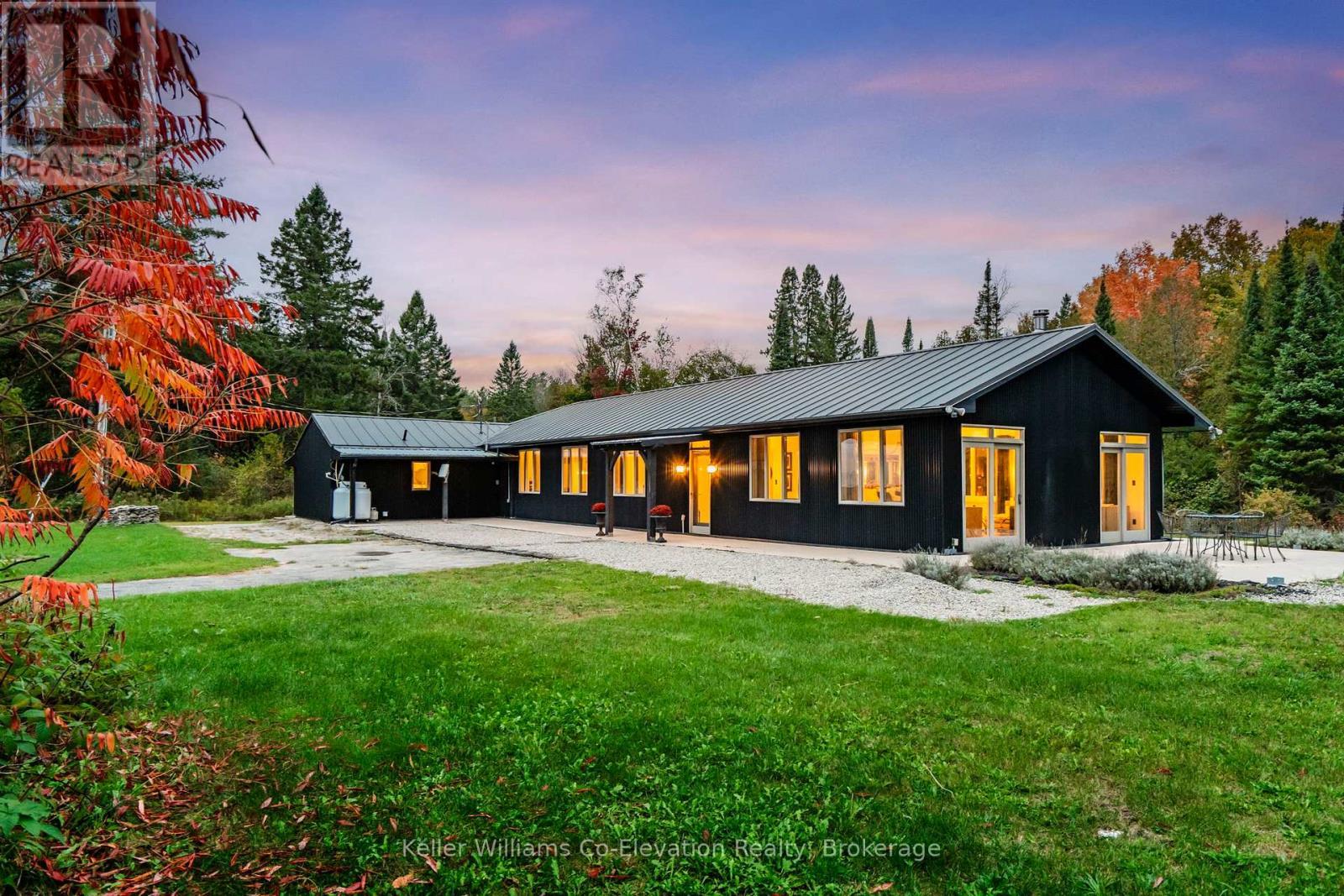 1076 Beaver Lane, Springwater, ON - Outdoor