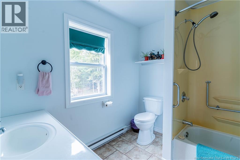 502 Hardwick Road, Hardwicke, NB - Indoor Photo Showing Bathroom