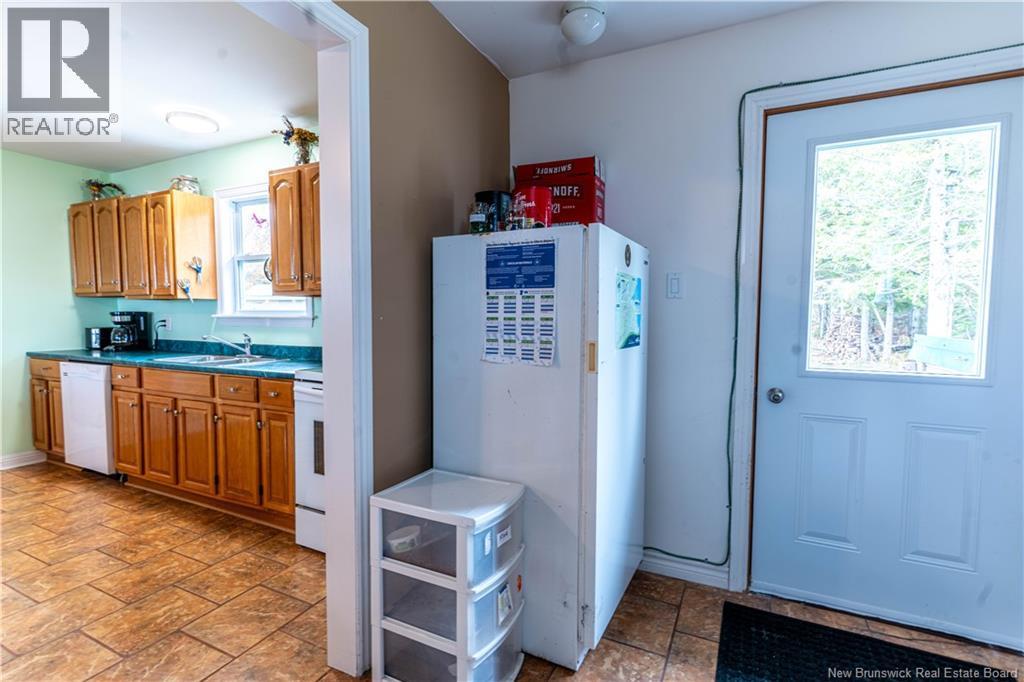502 Hardwick Road, Hardwicke, NB - Indoor Photo Showing Kitchen