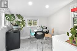 Dining room / sun room -