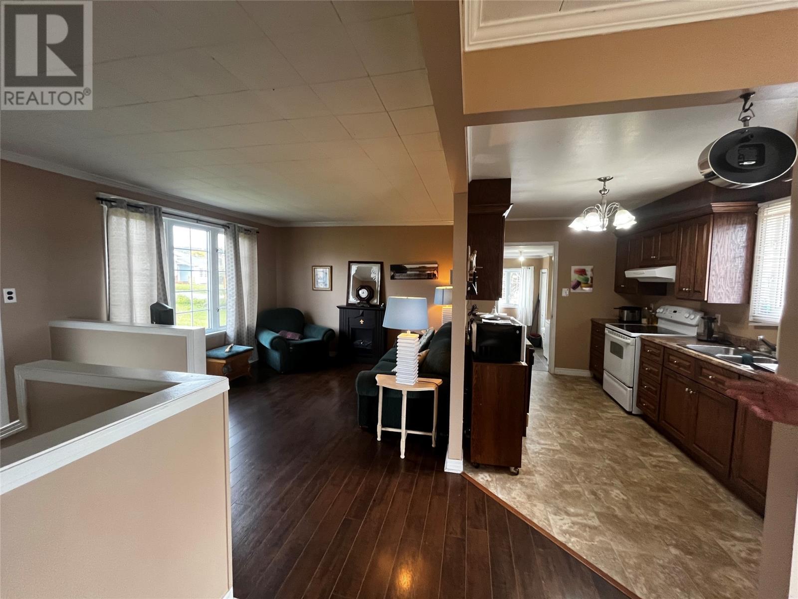 18 Lower Road, Hearts Delight-Islington, NL - Indoor Photo Showing Kitchen With Double Sink