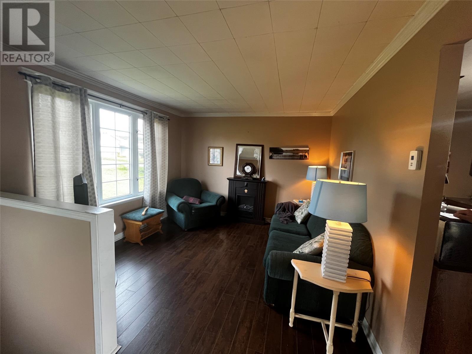 18 Lower Road, Hearts Delight-Islington, NL - Indoor