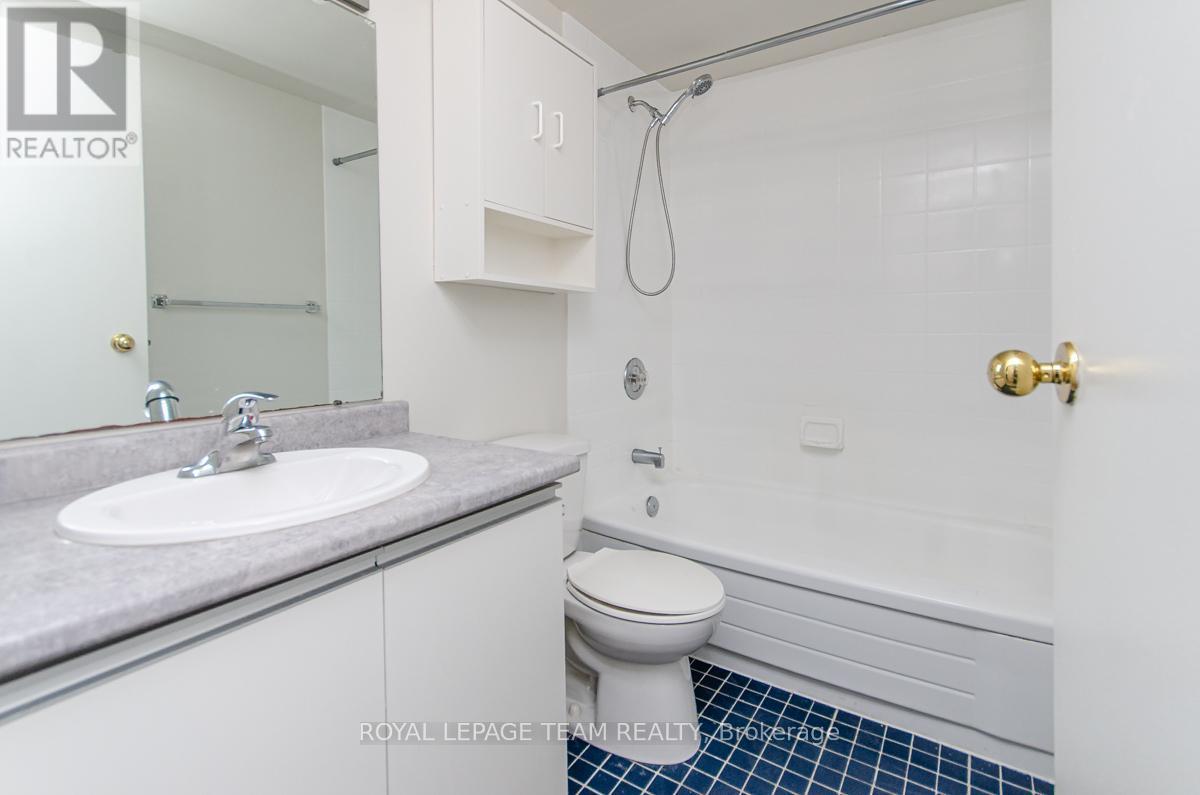 607 - 110 Forward Avenue, Ottawa, ON - Indoor Photo Showing Bathroom