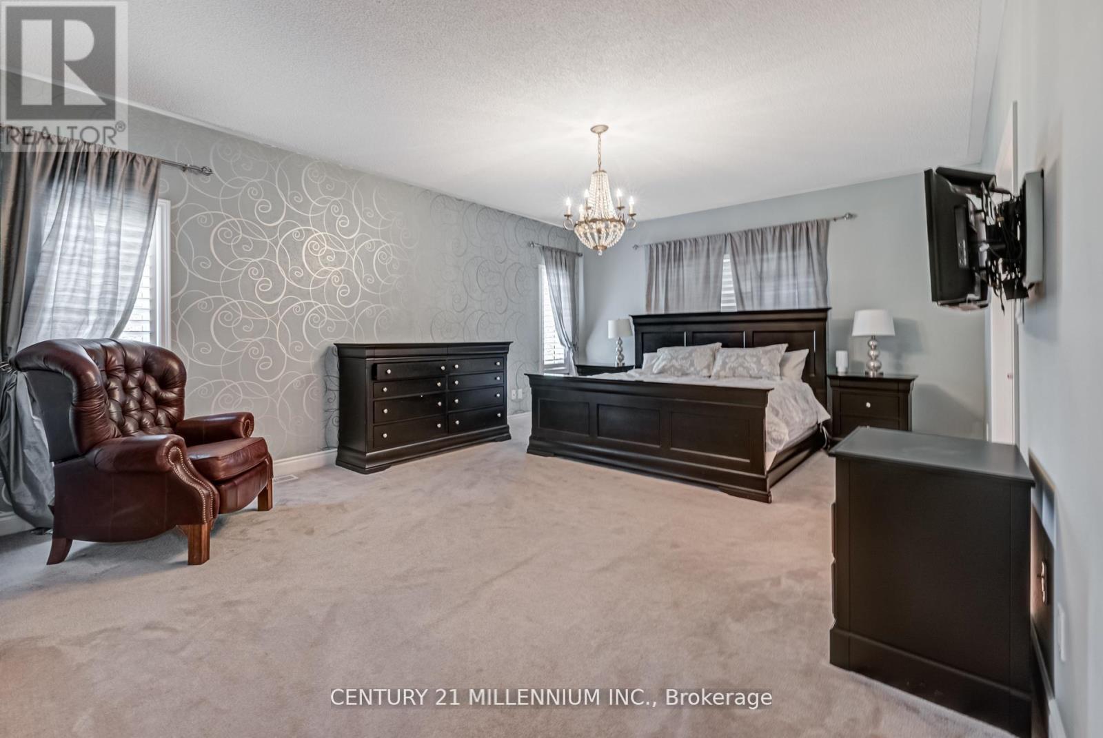 29 Eiffel Boulevard, Brampton, ON - Indoor Photo Showing Bedroom
