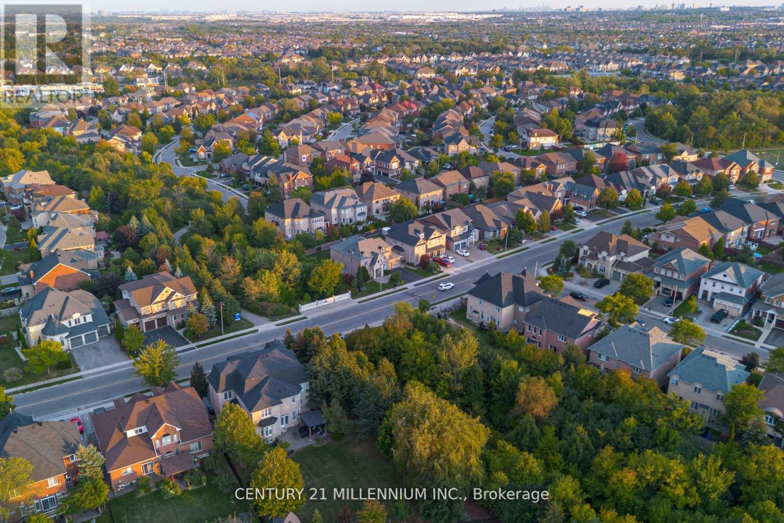 29 Eiffel Boulevard, Brampton, ON - Outdoor With View