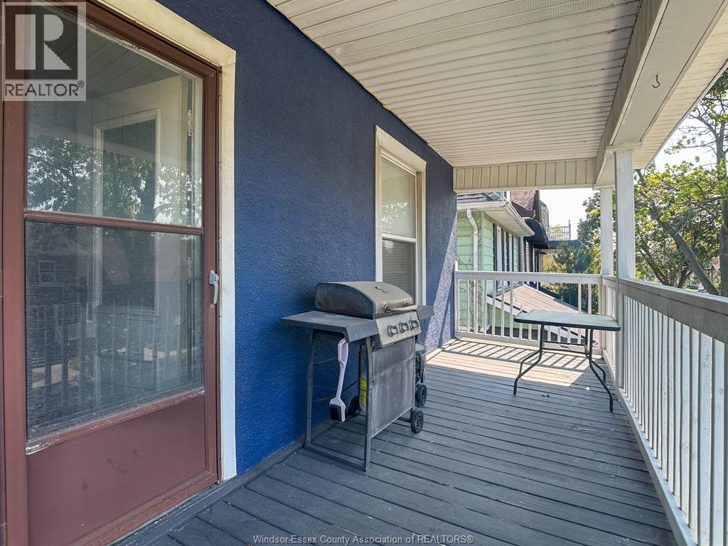 328 Gladstone, Windsor, ON - Outdoor With Deck Patio Veranda With Exterior