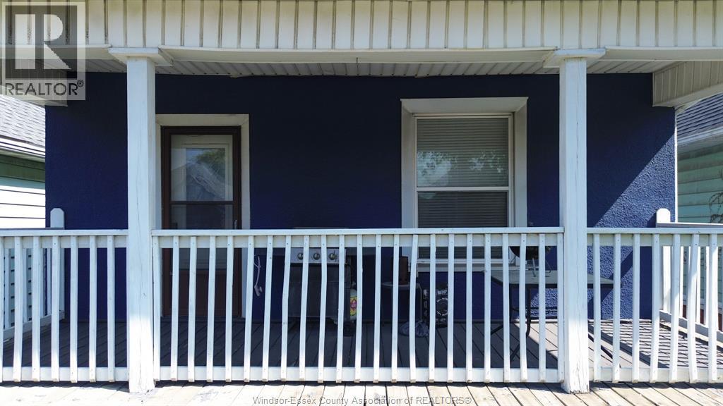 328 Gladstone, Windsor, ON - Outdoor