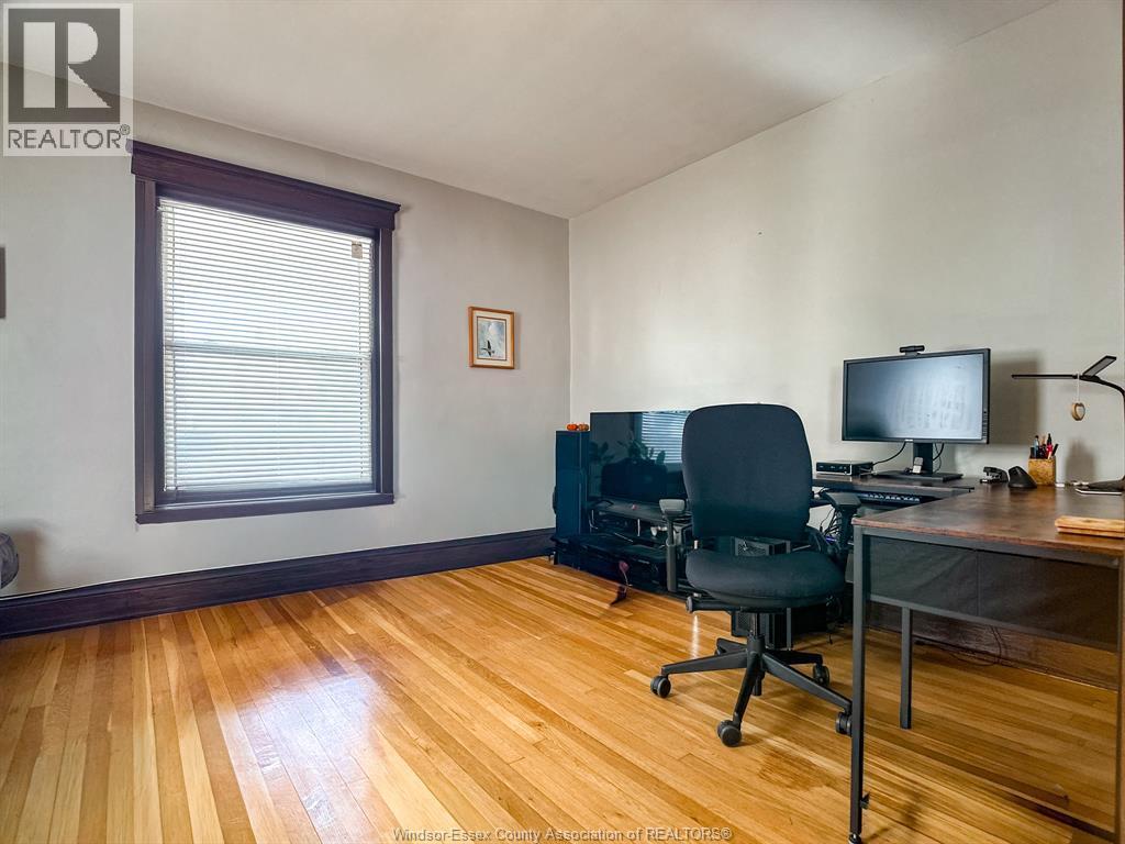 328 Gladstone, Windsor, ON - Indoor Photo Showing Office