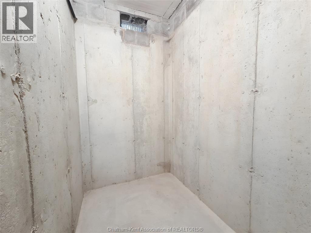 70 Braemar Boulevard, Chatham, ON -