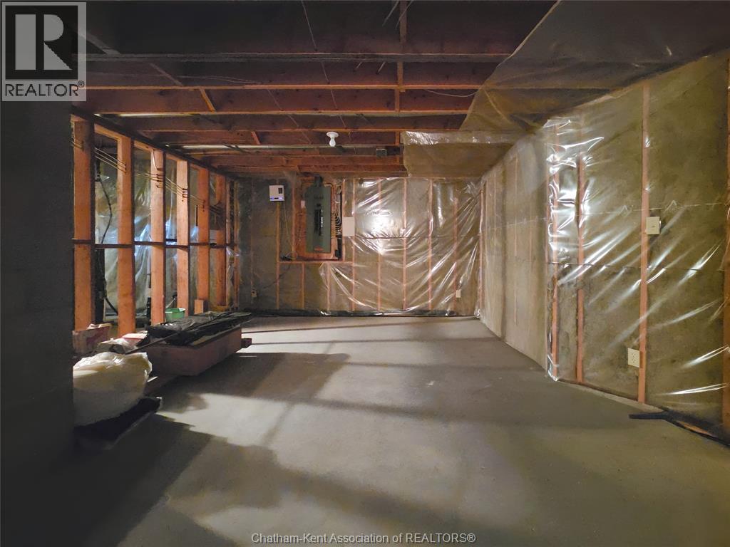 70 Braemar Boulevard, Chatham, ON - Indoor Photo Showing Basement