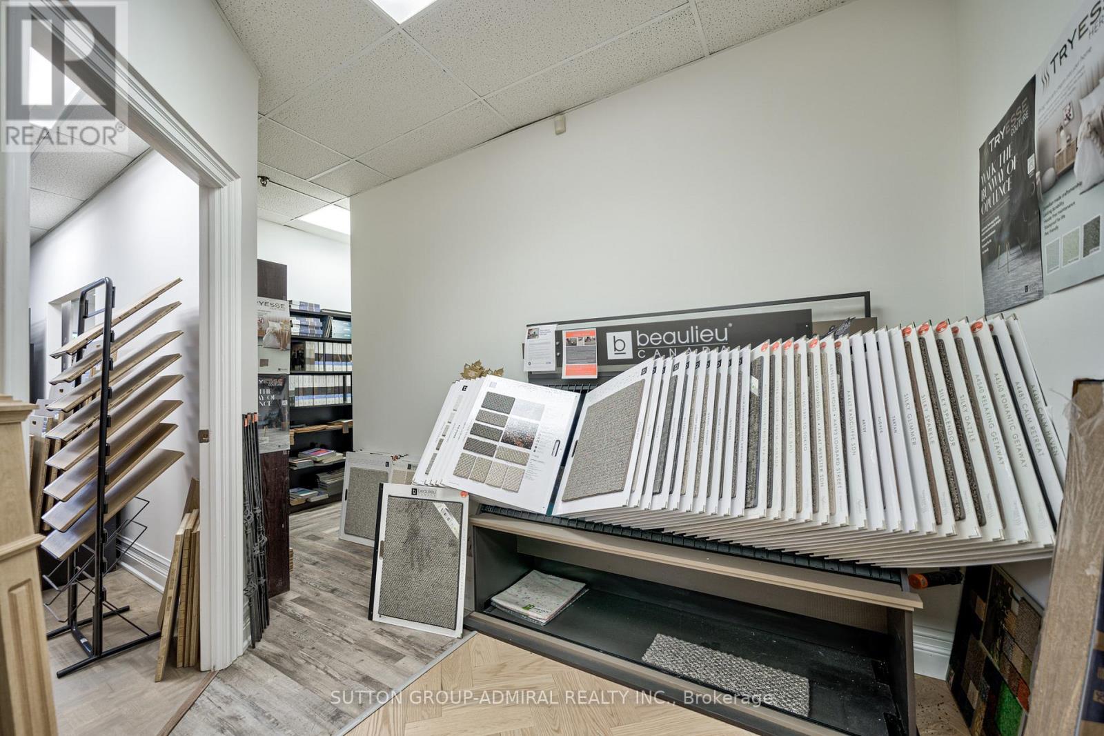 21 - 55 Administration Road, Vaughan, ON