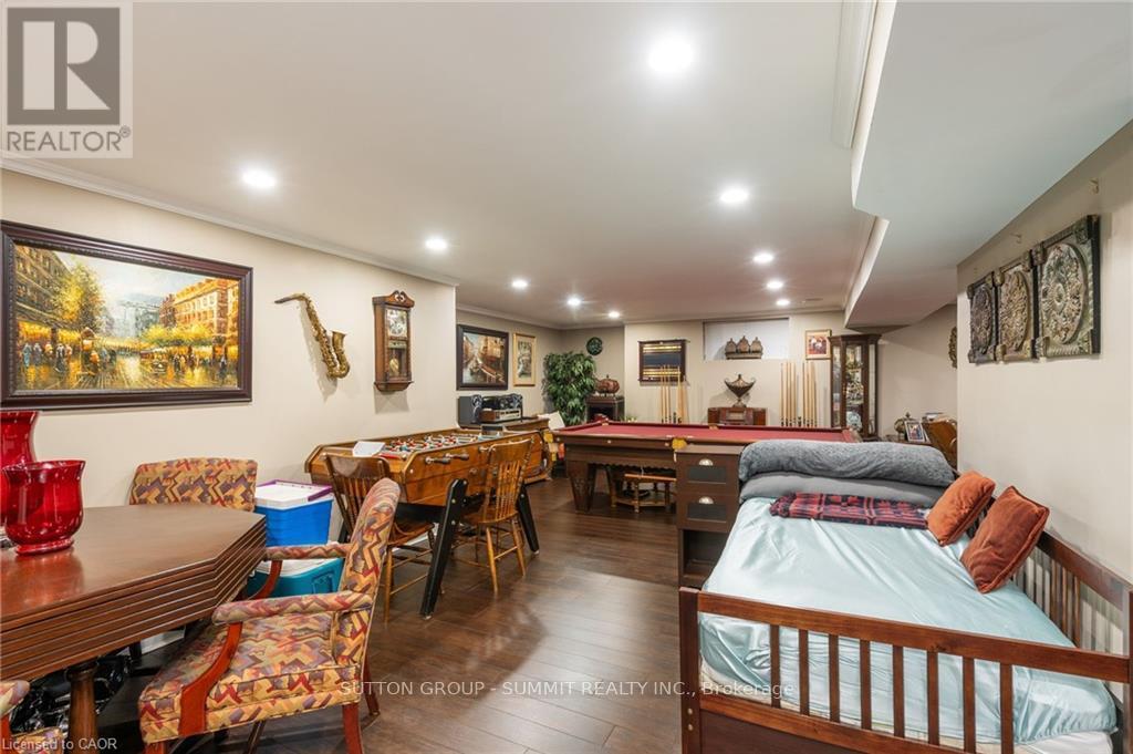 2545 Pollard Drive, Mississauga, ON - Indoor