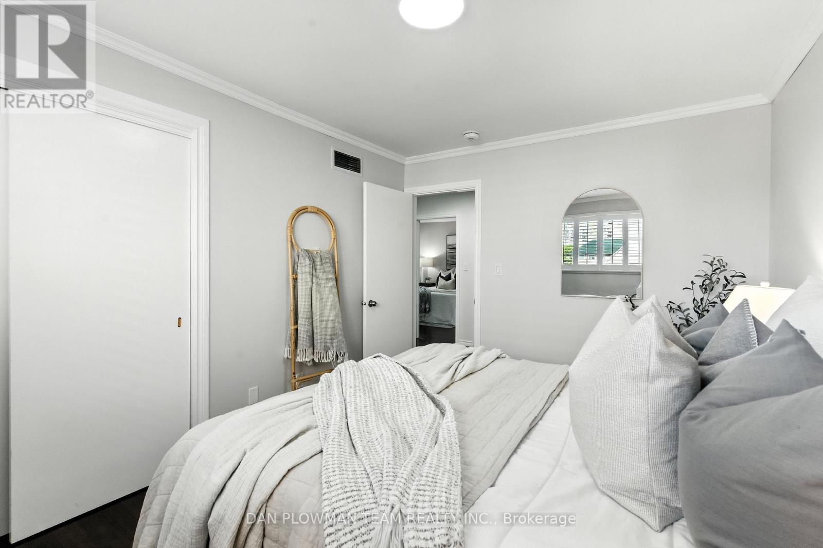 83 Sherwood Road E, Ajax, ON - Indoor Photo Showing Bedroom