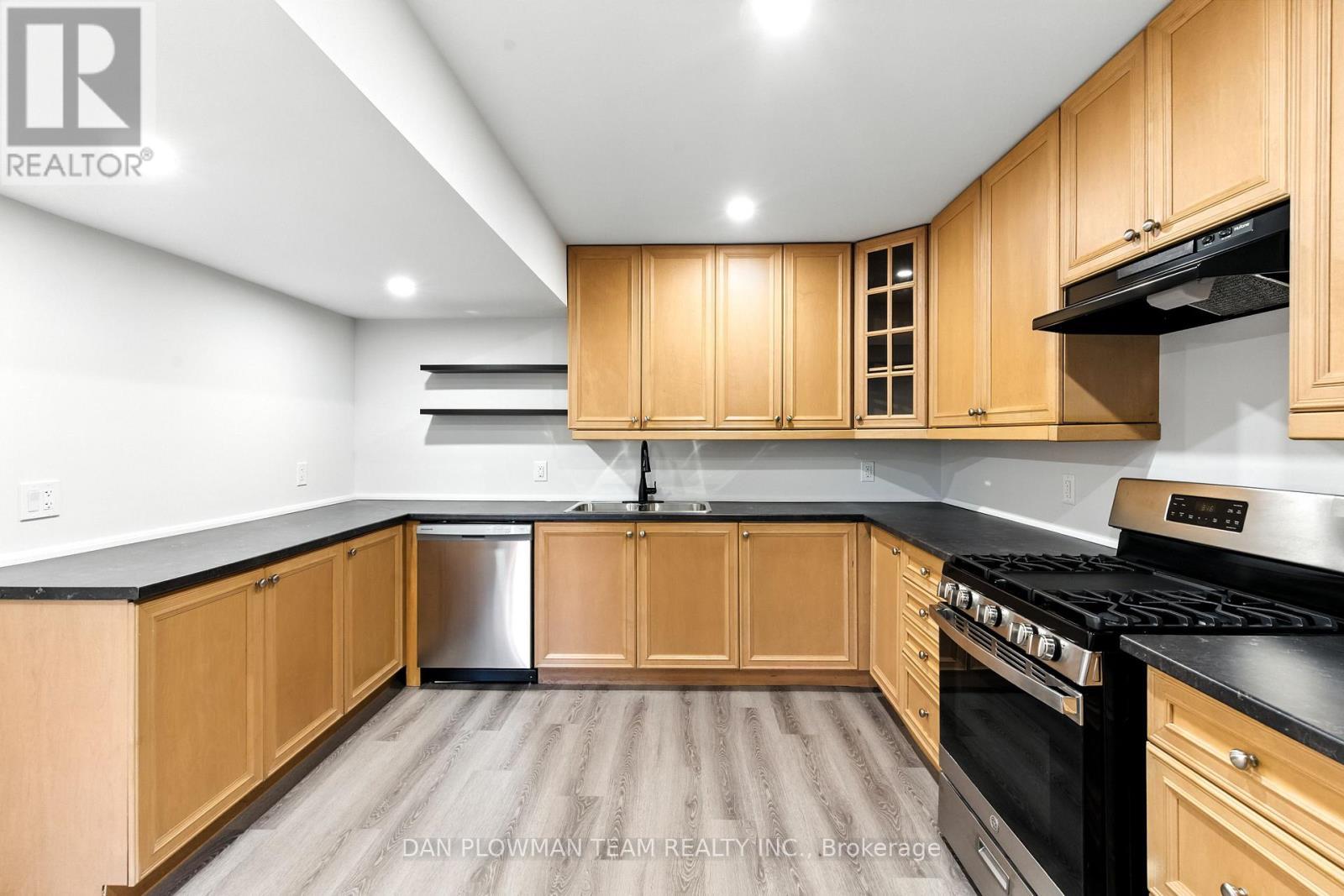 83 Sherwood Road E, Ajax, ON - Indoor Photo Showing Kitchen With Double Sink