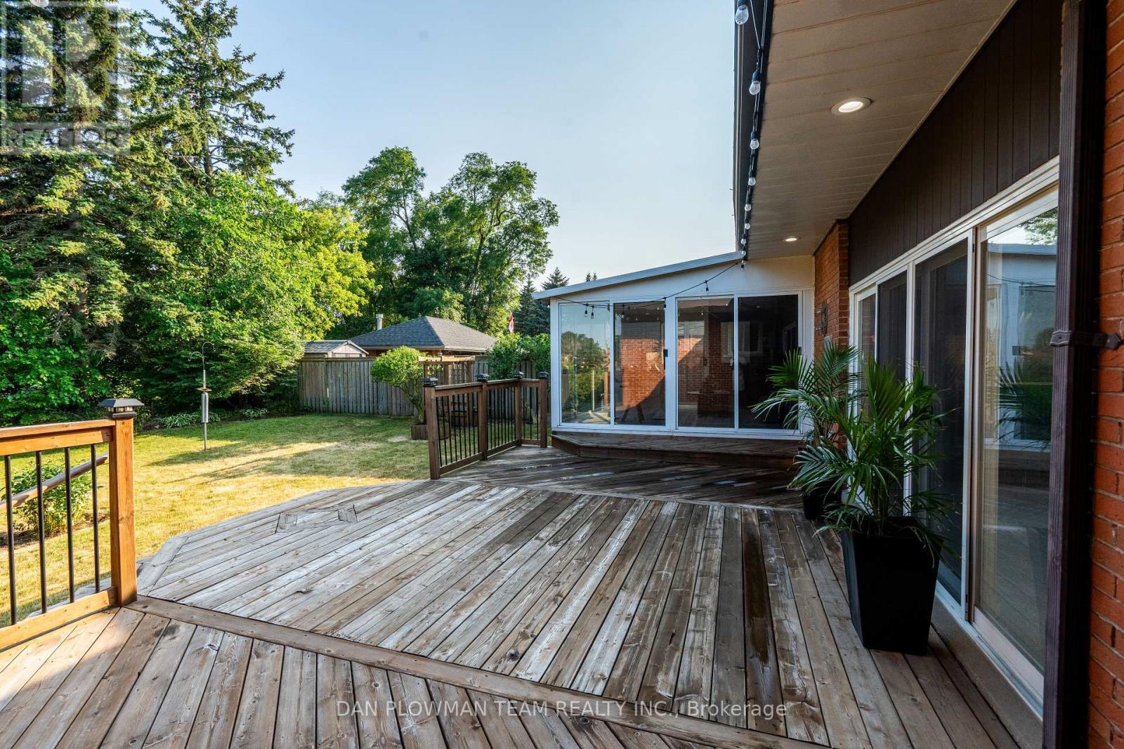 83 Sherwood Road E, Ajax, ON - Outdoor With Deck Patio Veranda With Exterior